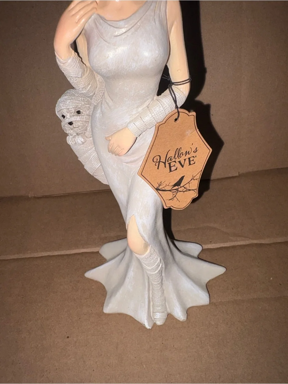 BRIDE OF FRANKENSTEIN WITH HER DOG HALLOWEEN DECOR
